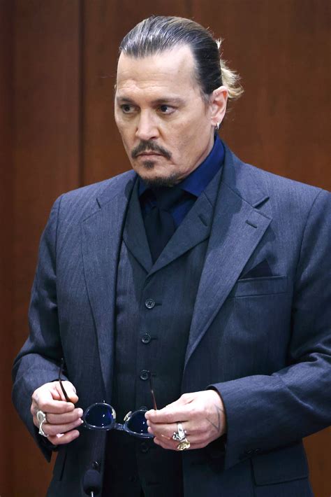 johnny depp courtroom style